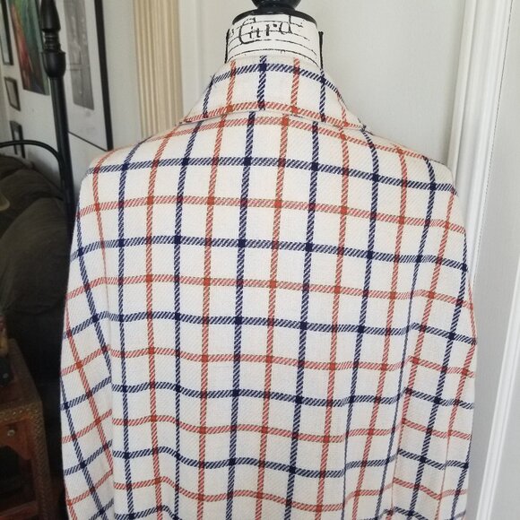 Country Place Vintage Plaid Lined Cape - Picture 8 of 13